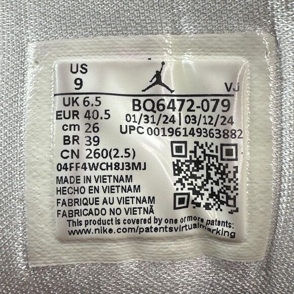 Nike Air Jordan 1 Mid Shoes Womens Size 9 Red Black White Sneakers BQ6472-079 - Picture 12 of 12